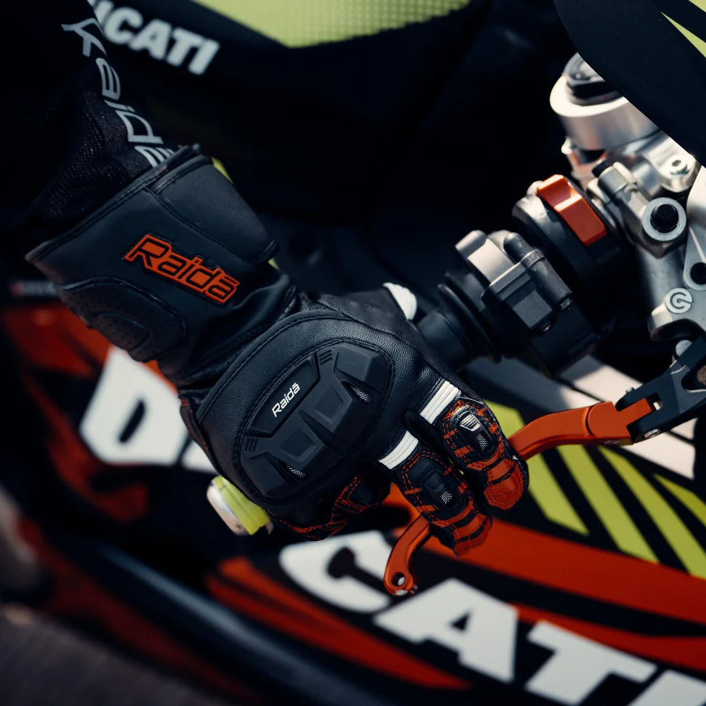 Raida AeroPrix Motorcycle Gloves | Red
